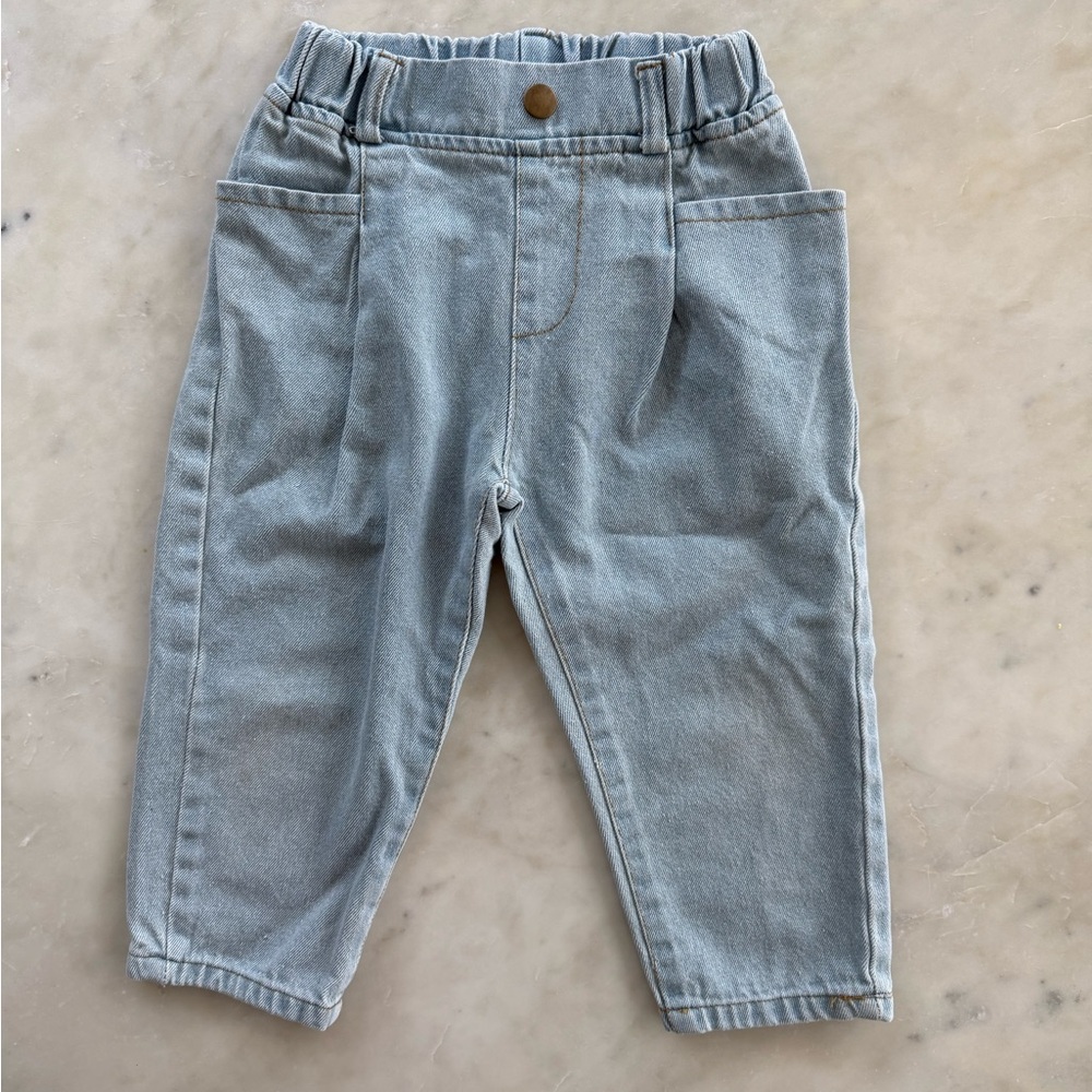 THE cutest girls jeans